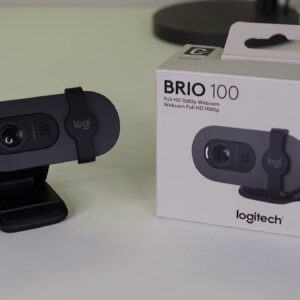 logitech brio 100 full hd webcam.jpg